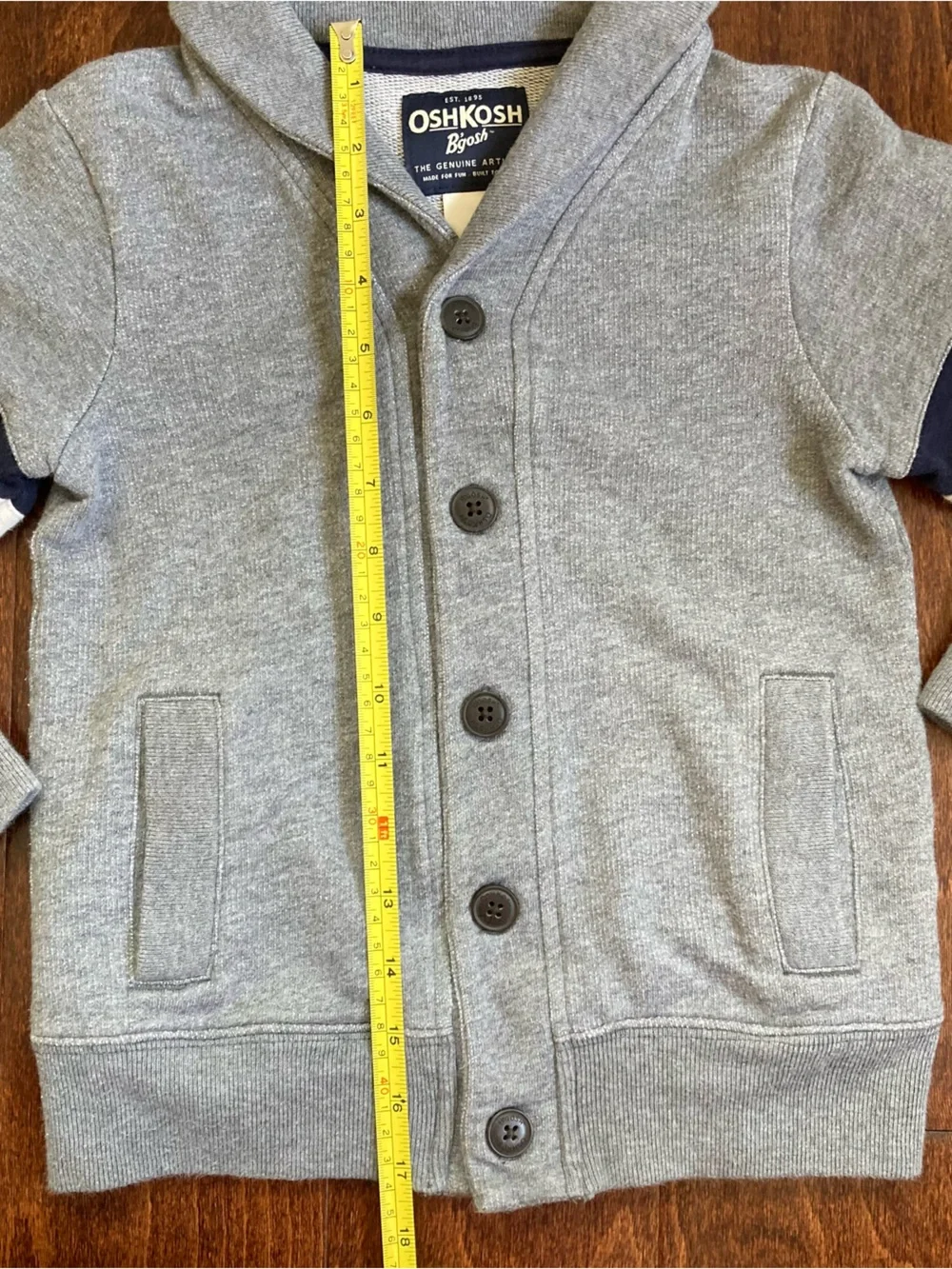 OshKosh Youth Gray Boys Cardigan Sweater Sweatshirt Button Up Size 6 varsity